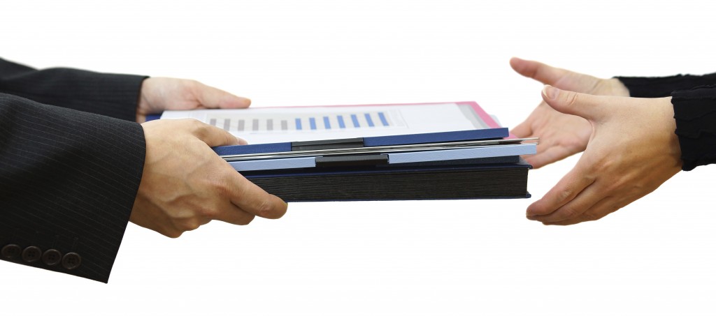 надо ли регистрировать печать ип