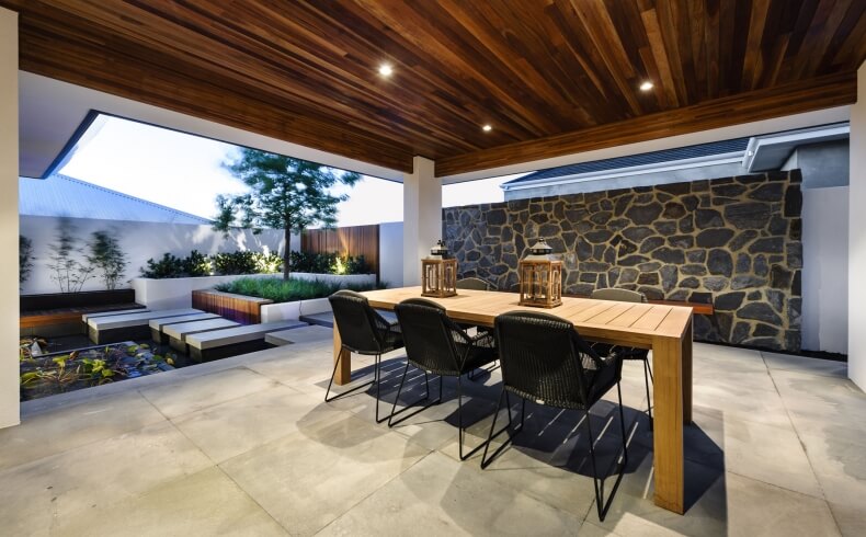 Столовая в частной сауне