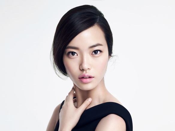 Девушка кореянка