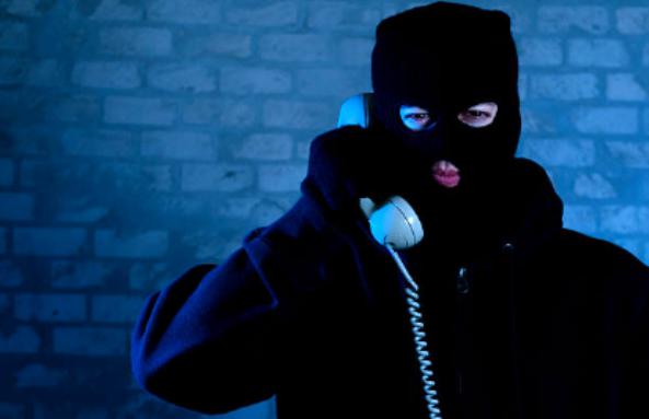 Люди выбивающие долги называются