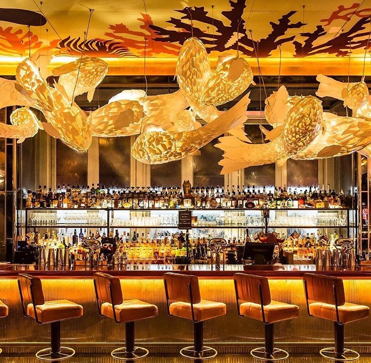 Правильное освещение в баре