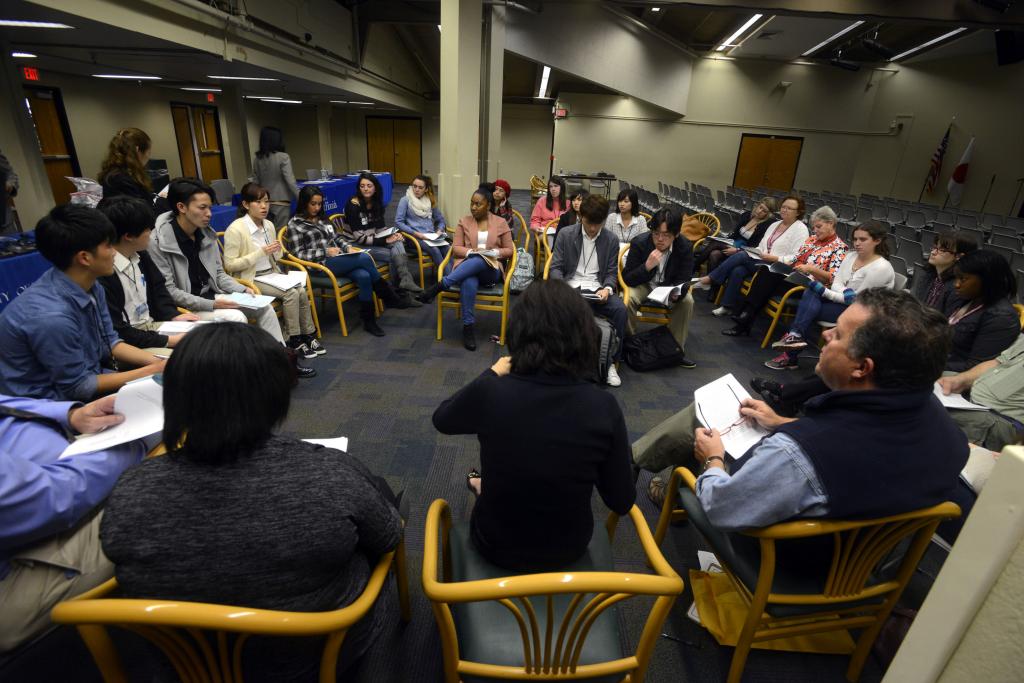 Фирма обсуждает проблемы