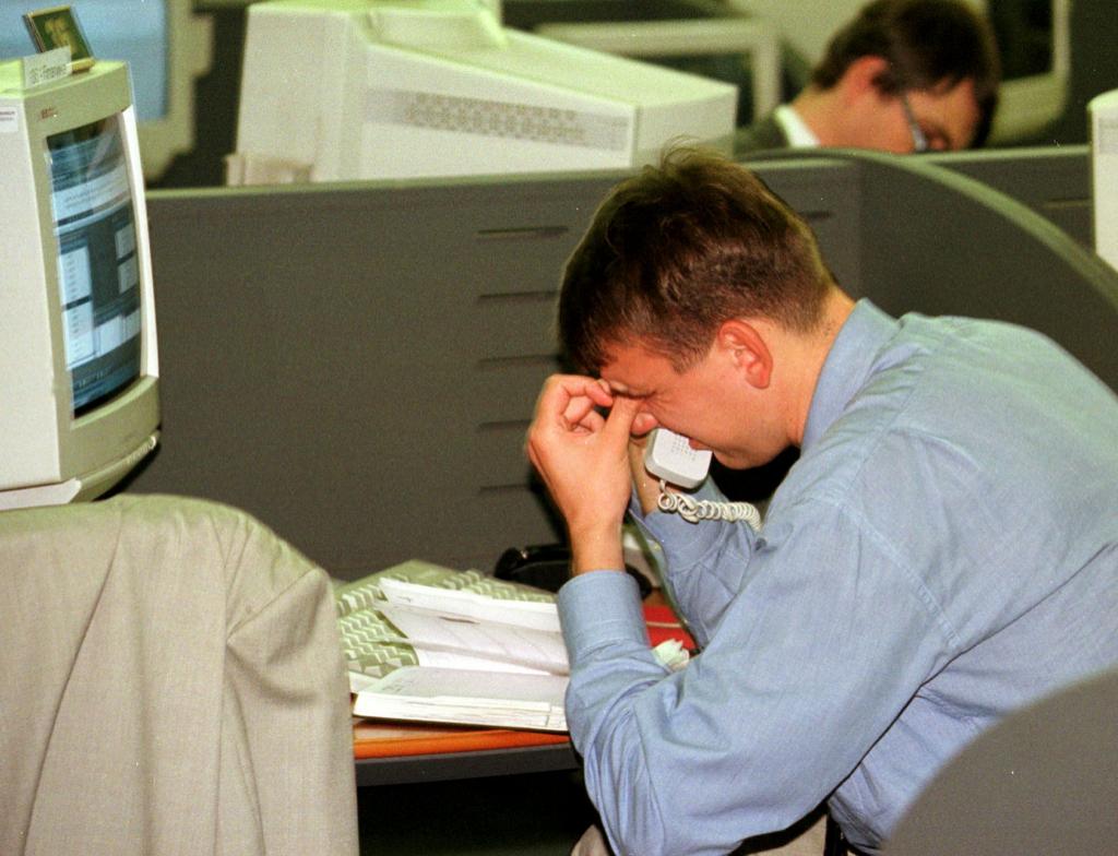 Мужчина узнал о дефолте