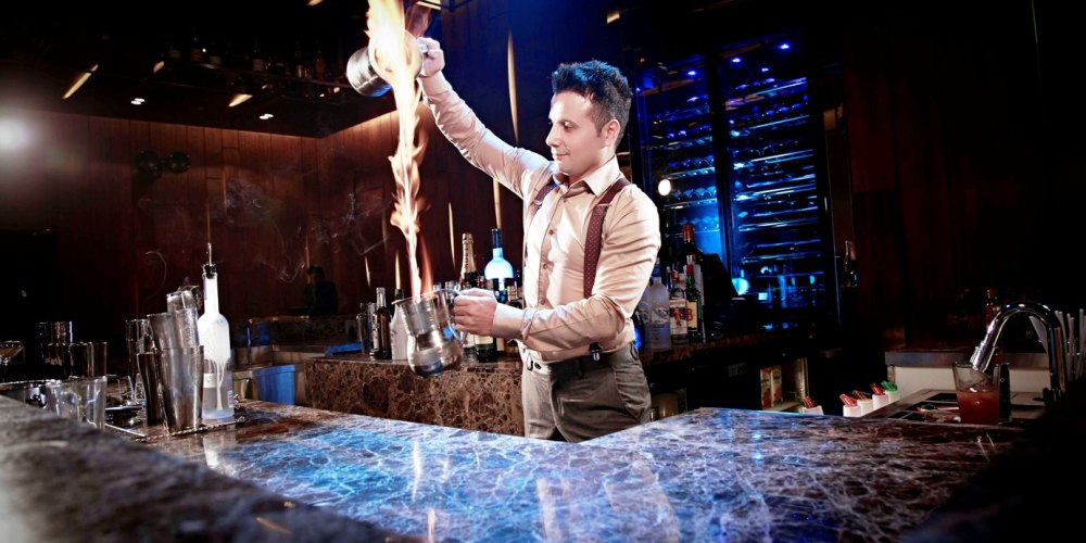 работа бармена