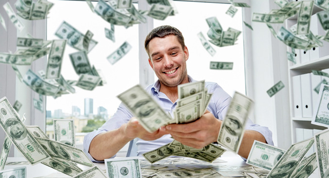 много денег