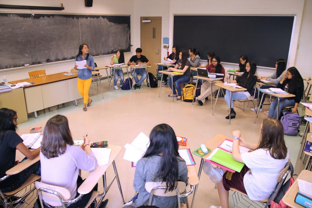 Можно ли открыть частную школу в России