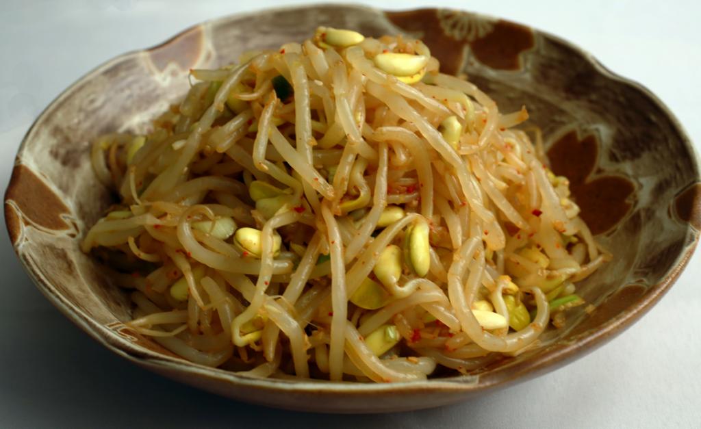 Фунчоза с соей