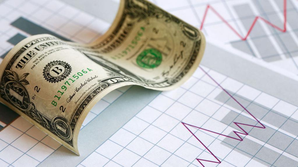 Один доллар на документах.