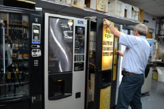 Обслуживание автоматов с кофе