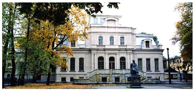 здание университета