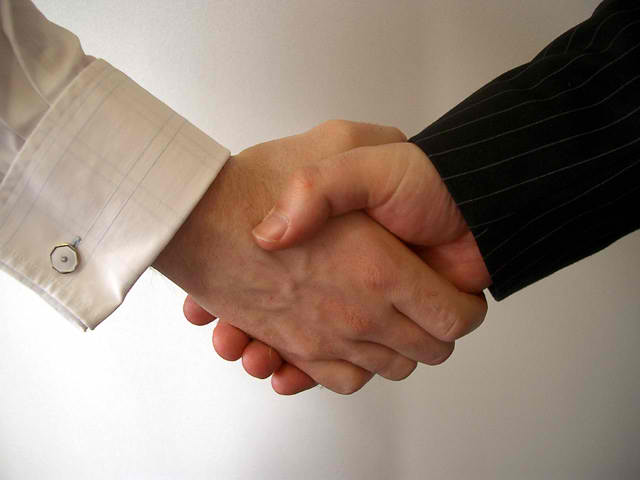 Выплата выходного пособия при сокращении