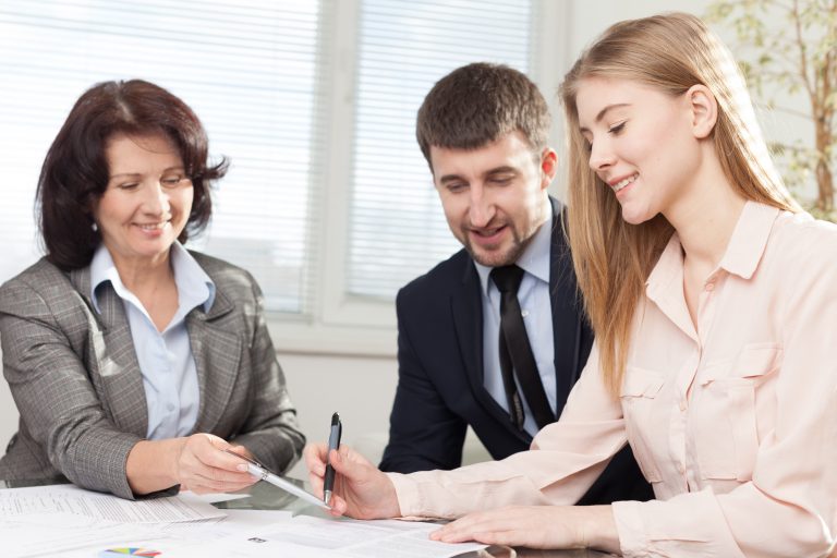 что делает банкир