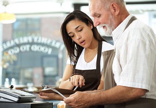 Работающие пенсионеры