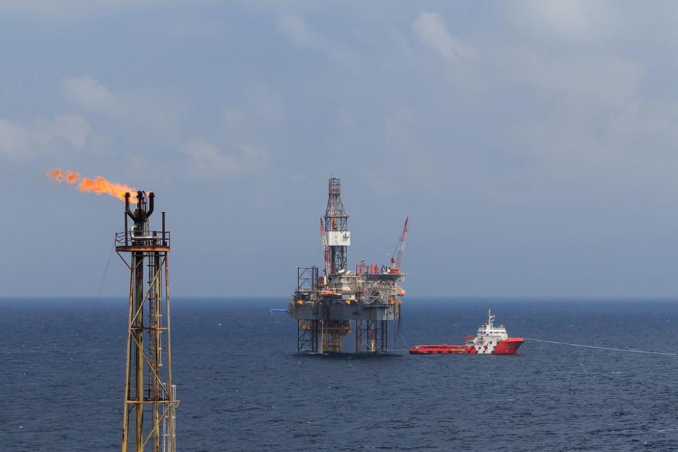 Добыча газа в море