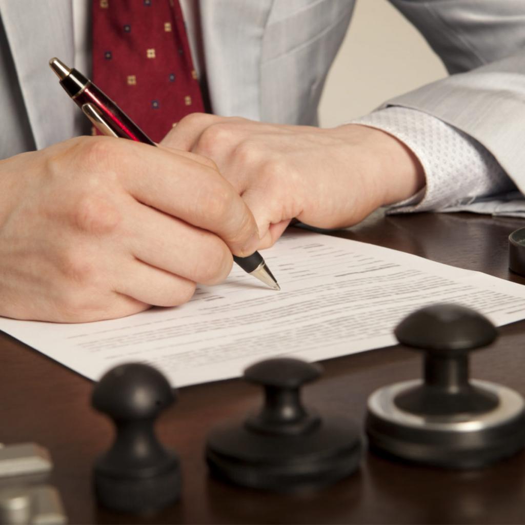 Нотариус заверяет доверенность физ лица